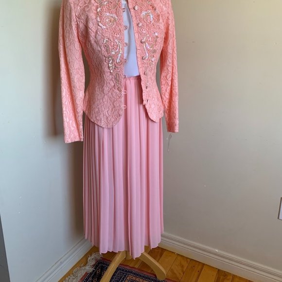 80s Soft Pink Pleated Skirt and Sequinned Lace Bolero set - Picture 1 of 9